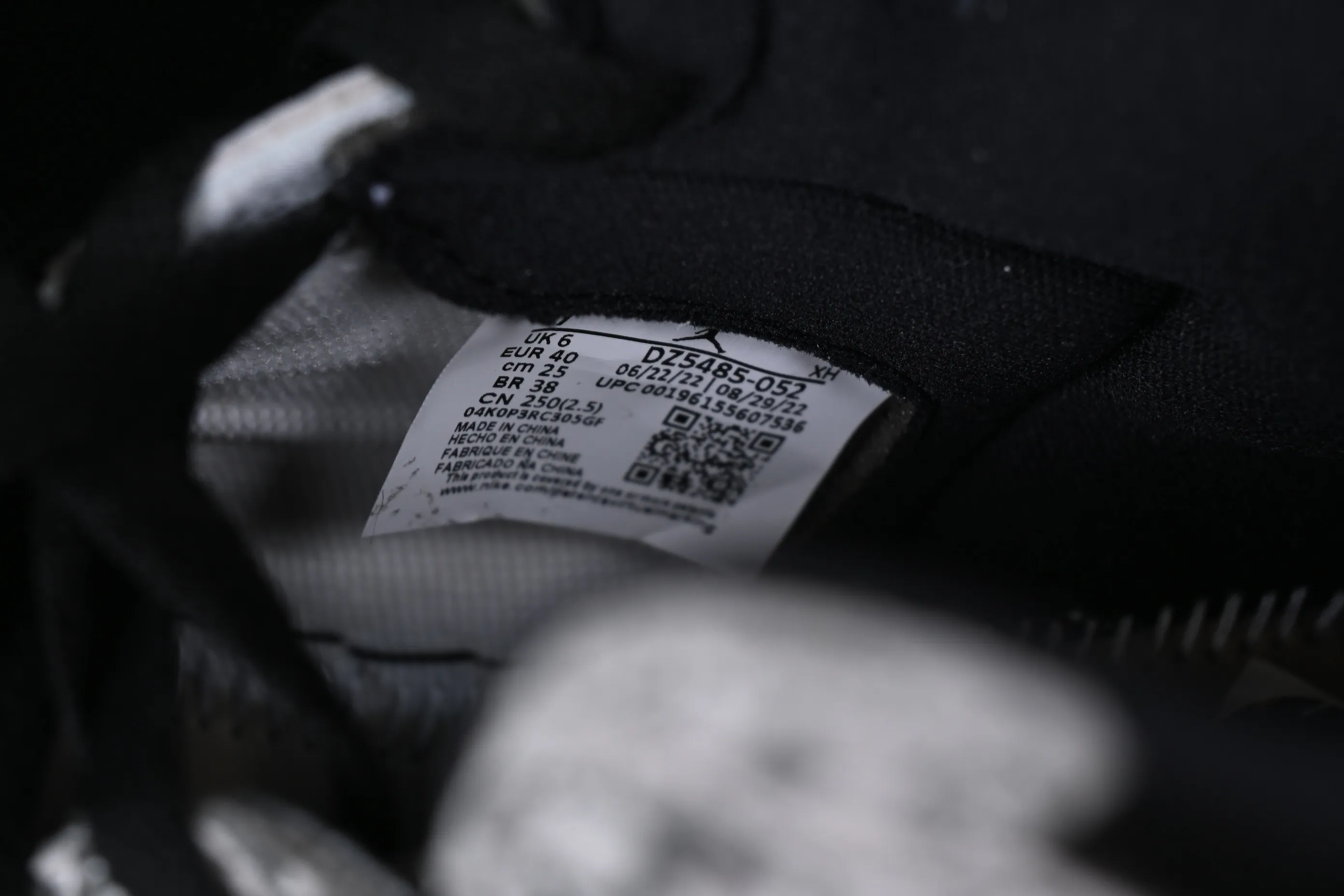 All categories Air Jordan Jordan series basketball shoes Air Jordan 1 High Pure original Air Jordan 1 High OG "White Cement" AJ1 Joe 1 elephant pattern high-top basketball shoes DZ5485-052
